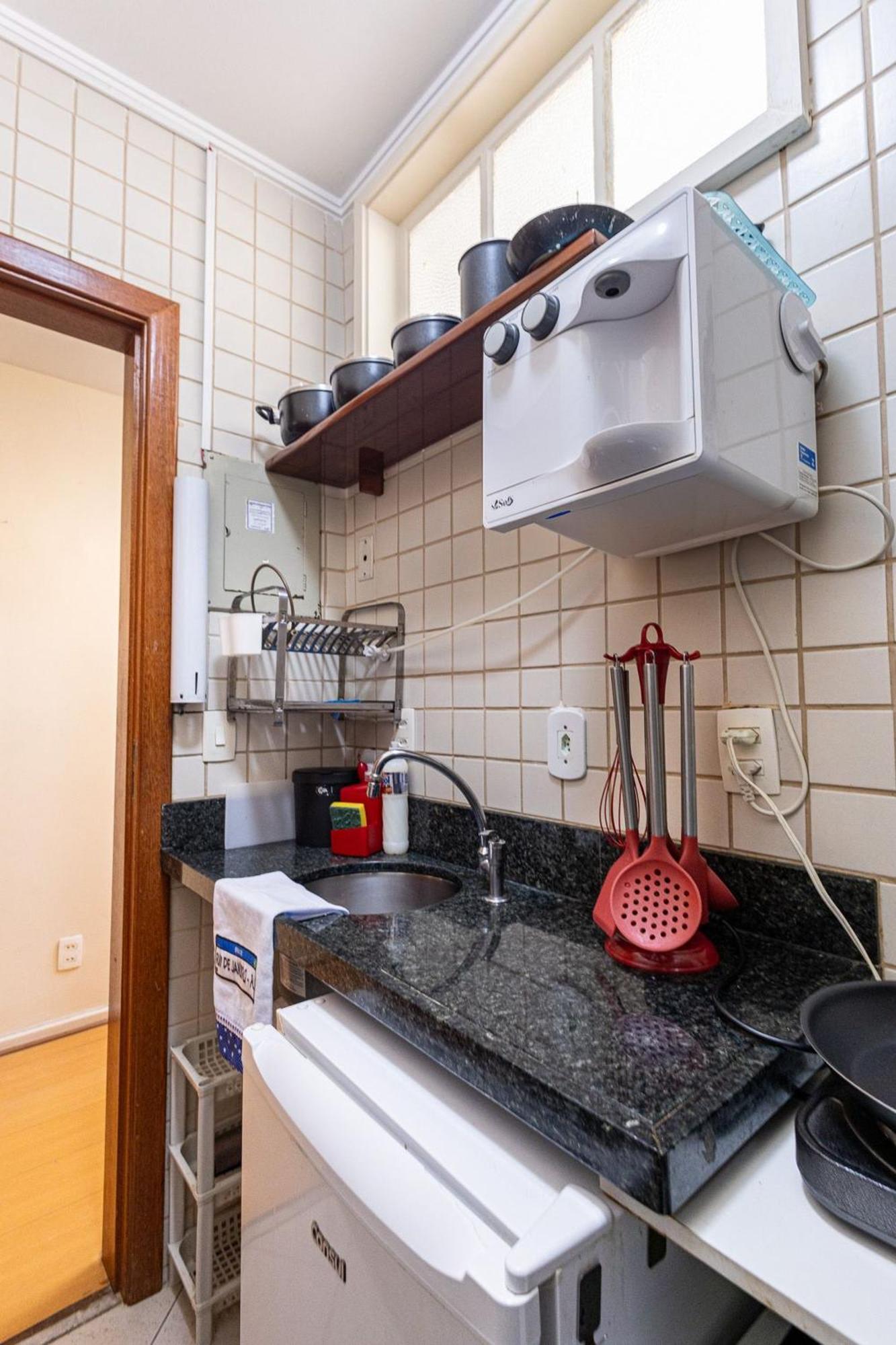 Apartamento Copacabana 200M Da Praia - Wifi Gratis - Cp5 Rio de Janeiro Exterior photo